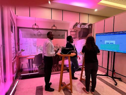 Zone 1 Participants learning about OONI